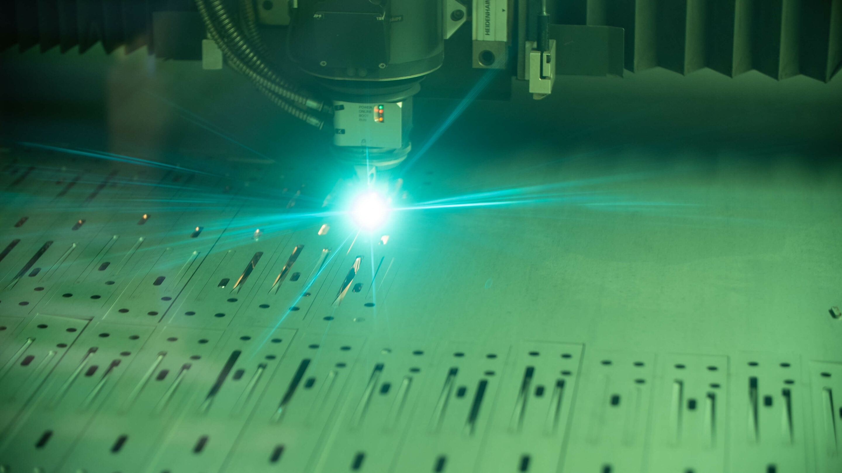 découpe laser en ligne