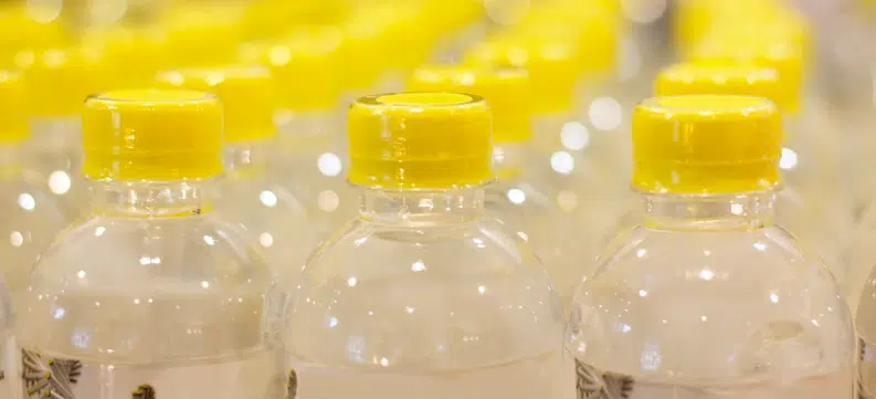 bouteilles en plastique