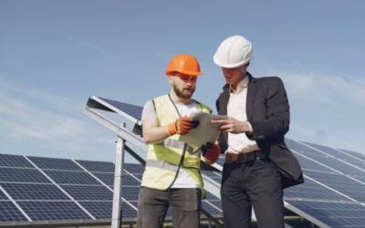 Devenir Ingénieur Photovoltaïque : Opportunités en Freelance et offres d’emploi