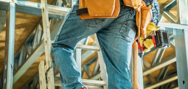 utiliser une échelle multifonction