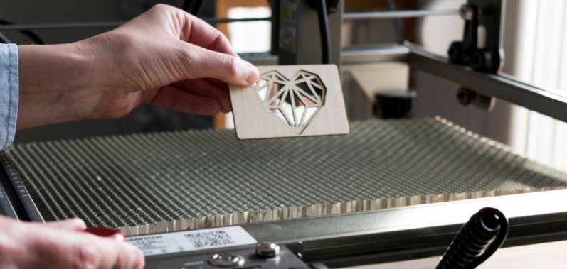 graver sur de l’acier 