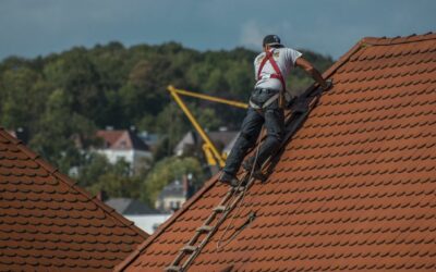 Couvreur : un savoir-faire indispensable pour des toitures durables