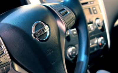 Pourquoi les constructeurs automobiles développent-ils des moteurs électriques ?