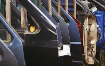 Combien d’emplois sont générés par l’industrie automobile en 2025 ?